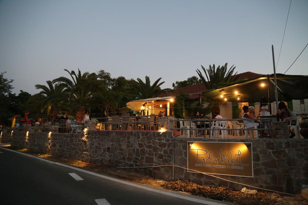 Palataki Studios Loutrópolis Thermís Buitenkant foto
